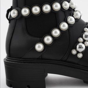 boots zara perles